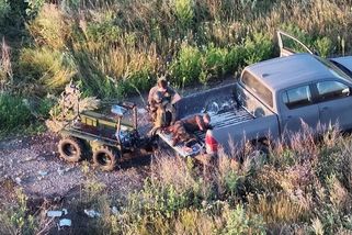 Ukrajinský velitel se vydal do zóny smrti pro zraněné. Jeho záchranná akce se stala hitem sociálních sítí - Novinky