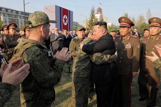 Přátelství psané krví. Vztah Ruska a KLDR nestojí jen na padlých vojácích - Seznam Zprávy