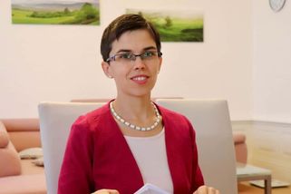 S kým žije Olga Richterová: Manžela i děti chrání zuby nehty, v minulosti čelila výhrůžkám smrti