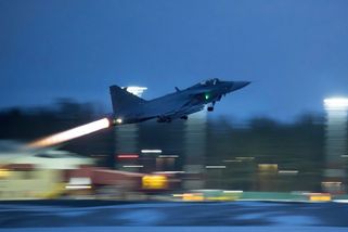 Švédsko Ukrajině předá několik gripenů, píše deník - Novinky