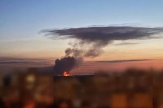 Tragédie u ukrajinské Buči, 27 mrtvých po explozi skladu zasaženého dronem - Novinky