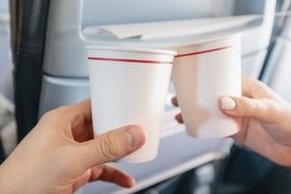 „Nedostali jsme ani kafe,“ stěžuje si cestovatel po pětihodinovém letu na Kanáry