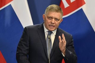 Opět se prosazuje politika jediného správného názoru, řekl Fico k výročí okupace