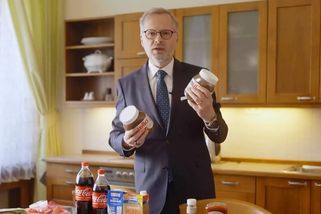 Fiala s německou nutellou? Neschopnost, jen se zesměšnil, míní politologové - Novinky