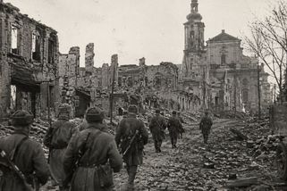 Bitva o Opavu 1945. Město se proměnilo v trosky při jedněch z nejkrvavějších bojů na českém území - Médium.cz
