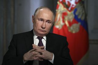 Putin: Hlasující vojáci na frontě jsou příkladem pro všechny Rusy - Novinky