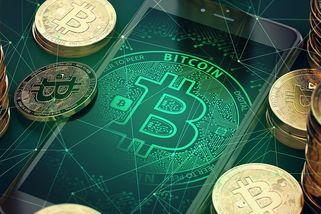 Bitcoin poprvé překonal hranici 120 000 dolarů - Seznam Zprávy