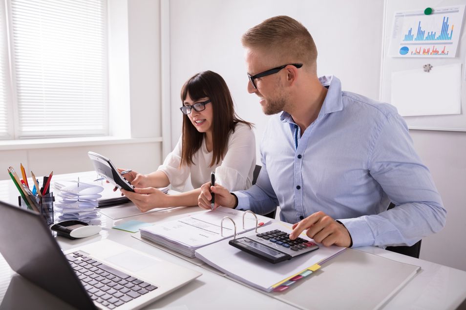 „Neprofesionální.“ Svaz účetních tvrdě kritizuje šéfa IT ministerstva práce