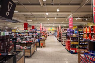 Kaufland spustil novinku a naštval si tak zákazníky. Kdyby raději zrychlili u pokladen, spílají