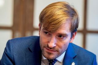 Američan s podezřením na ebolu přiletí večer do Ruzyně - Novinky