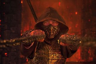 Obří kladiva a smrtící vějíře. Film Mortal Kombat II se hrdě hlásí k braku - Seznam Zprávy