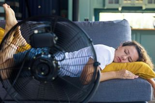 Vyprodáno. E-shopům docházejí levné ventilátory - Seznam Zprávy