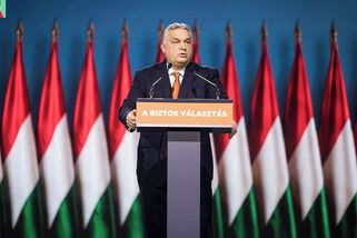 Volby budou referendem o setrvání Viktora Orbána u moci, míní politologové - Novinky