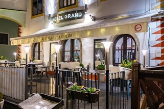Praha má vyšší obsazenost hotelů než Paříž, ale třetinové ceny