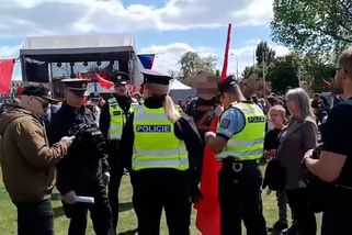 Na akci komunistů k 80. výročí konce války zatýkala policie - Novinky