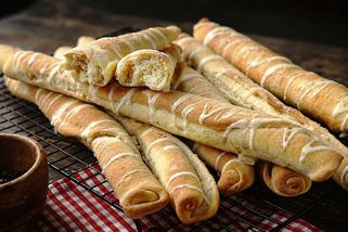 Slanac: Křupavý rohlík jako z chorvatské pekárny. Perfektní k polévce i jako snídaně - Proženy.cz