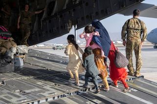 V USA jsou i afghánské dětské nevěsty. Aby unikly Tálibánu, zoufalé rodiny je provdaly - Novinky