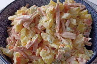 Na chlebíčky jsem udělala vlašský salát podle normy z roku 1976: Po prvním soustu hosté uznali, že staré recepty mají něco do sebe!