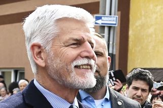 Prezident Pavel se poranil na obličeji - Novinky