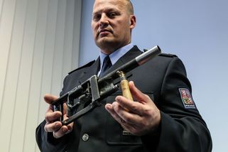 Za zbraň po dědečkovi můžou hrozit až dva roky. Amnestie za pár dní končí - Novinky