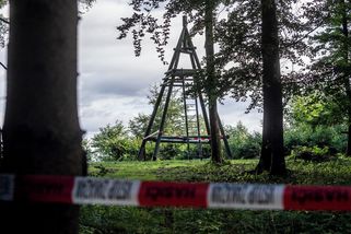 Zřícená vyhlídka na Děčínsku vyrostla jen na dobré slovo, řekl u soudu starosta - Novinky
