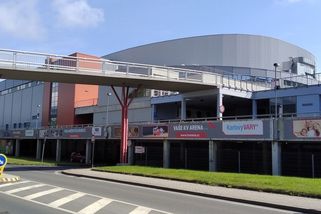 Miliardový švindl před kamerou? Karlovarská losovačka přišla město na miliony, nikdo nebyl potrestán - Médium.cz