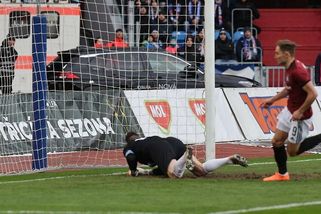 Baník - Sparta 0:3, Sparta pokořila ostravského rivala a poskočila do čela ligy - Sport.cz