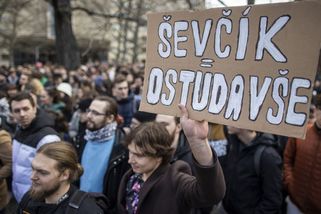Ševčík je zatím bez nástupce, fakulta zůstává v jeho rukách - Seznam Zprávy