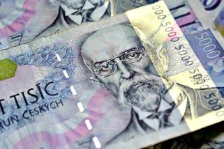 Důchody vzrostou. A to i bezmála půl milionu invalidních Čechů