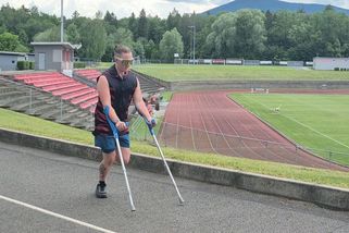 Nemoc připravila fotbalistku Baníku o nohu, ne však o sny. Chce na paralympiádu - Novinky