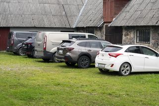 Deset let parkoval na pozemku svého souseda. Poté se obrátil na úřad, že má právo si pozemek už nechat