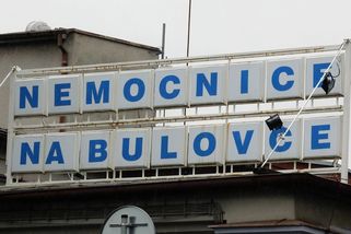 Pacientka na Bulovce utrpěla popáleniny při císařském řezu - Novinky