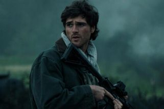 Sci-fi Vzhlížet ke hvězdám klame tělem. Jde o nudný film