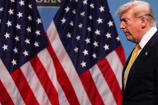 Trump překřtil jezero Ontario na Americké. Kanada ho chce urazit názvem ulice | TN.cz