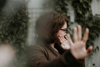 Ten volí Fialu a ta zase estébáka Babiše. Máme kvůli nesouhlasu pálit mosty a ničit vztahy?