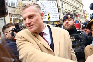Filip Turek dostal po bouračce sodu od kolemjdoucích. Vytočil je hned dvakrát