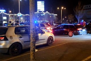 Žádné drama, jen pár přestupků. Tuningové srazy tentokrát policisté ohlídali - Novinky