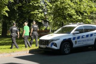 Přepadl seniora a tvrdě narazil. Bývalý atlet v České Lípě namlátil lupiči. Dobil bych ho tam, zuřil