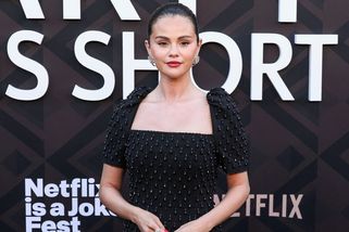 Dechberoucí! Selena Gomez v plavkách detailně předvedla poprsí a klidně ukázala celý zadek. Takhle vypadá skutečná žena - Super.cz