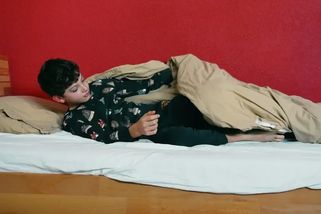Některé děti plánují 1. září stát před školou už od 6:00 ráno. Začíná boj o to, kdo si sedne do poslední lavice