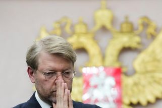 Expert vysvětluje vyloučení ruské strany. Její příznivci dostali znepokojivé varování