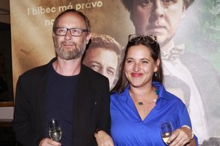 Čtyři měsíce po smrti partnera se Bára Vaculíková ukázala po boku nového muže