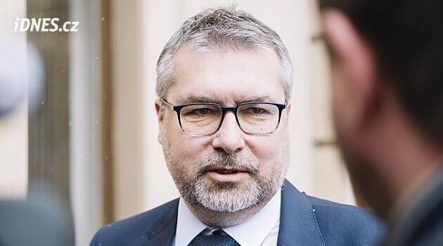 Čtvrt miliardy pro velké potravináře je marginálie, říká ministr Šebestyán