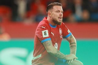ANALÝZA: Výbuch na Faerech? Málo šancí, utopení Vydra s Kušejem nebo nevyužité centry Karabce - Sport.cz