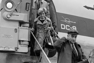 Jeanne de Funès se dožila 101 let. Louisovi vybrala filmovou manželku a on jí koupil zámek - Médium.cz