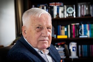 Václavu Klausovi k narozeninám. Jak génius malosti vyhrál souboj s Václavem Havlem o ideovou vládu nad českou společností