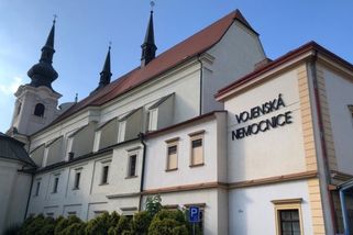 sinmed.cz/recenze/vojenska-nemocnice-brno-bere-dech-svou-historii-i-prostredim-657.html?utm_source=www.seznam.cz&utm_medium=seznam_distribuce&utm_campaign=lide