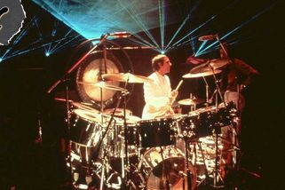 Příběh nejdivočejšího bubeníka historie je plný výbušnin. Keith Moon umřel dřív než zestárnul | Headliner