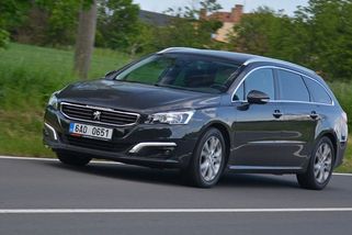 Test ojetiny: Peugeot 508 SW ujde a je za dobré peníze - Garáž.cz