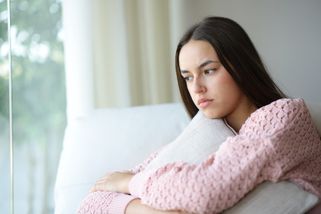ŽENA-IN - Od narození neteře jsem se přestala vídat s bratrem. Nedokážu se smířit s tím, že on má dítě a já ne, přiznává Lenka